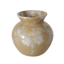 Laden Sie das Bild in den Galerie-Viewer, Vase "Nimar" von BOLTZE