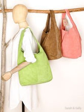 Laden Sie das Bild in den Galerie-Viewer, Beuteltasche Wildleder