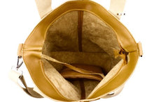 Laden Sie das Bild in den Galerie-Viewer, Umhängetasche LAYNA 100% Leder in verschiedenen Farben