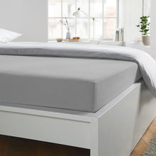Laden Sie das Bild in den Galerie-Viewer, Spannbettlaken PERKAL Farbe 511 hellgrau