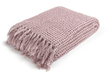 Laden Sie das Bild in den Galerie-Viewer, Plaid / Decke WAFFLE in Rosé