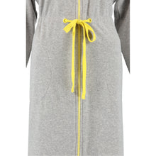 Laden Sie das Bild in den Galerie-Viewer, Cawö Home Bademantel Damen Kurzmantel mit Kapuze / Grau melange-gelb