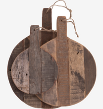 Laden Sie das Bild in den Galerie-Viewer, Rundes Servierbrett / Dekobrett aus Holz mit Jute-Kordel
