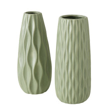 Laden Sie das Bild in den Galerie-Viewer, Vase Luana
