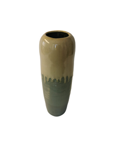 Grüne Vase mit Farbverlauf